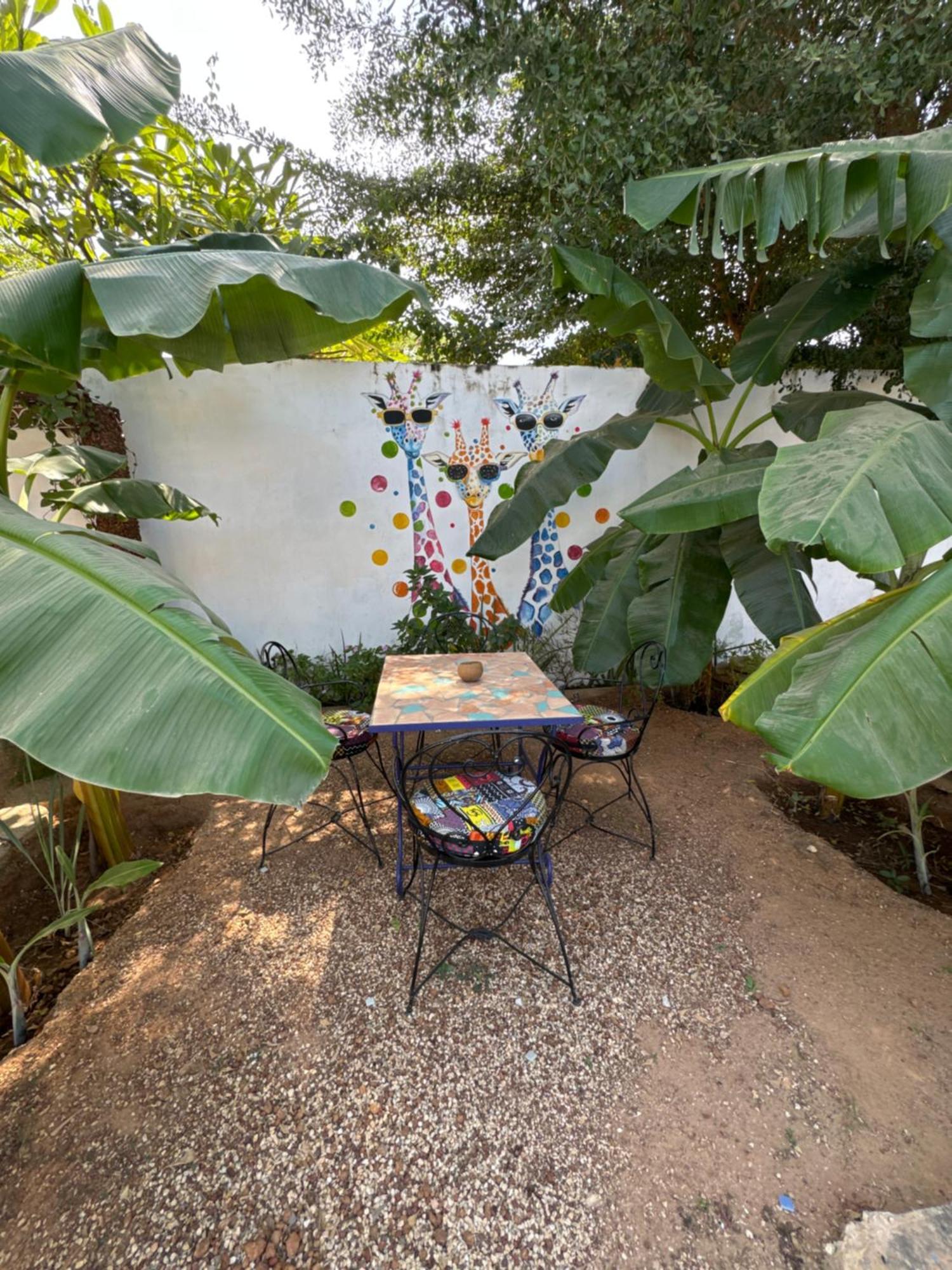 Hotel Kayzen House Ngaparou Exterior foto